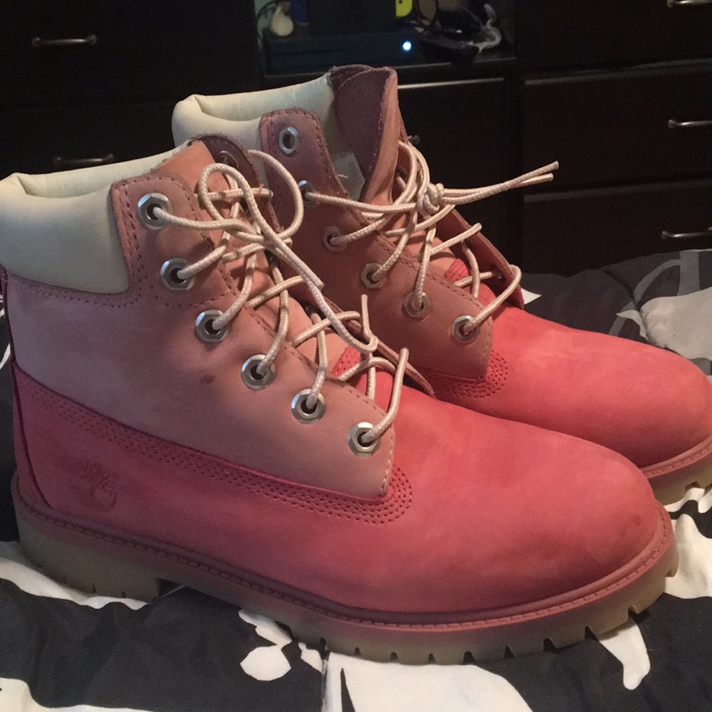 Pink Timberland boots 🥾